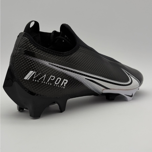 NWOT Men's Size 12 Black And White Nike Vapor Edge Pro 360 WD Football Cleats - Picture 5 of 14